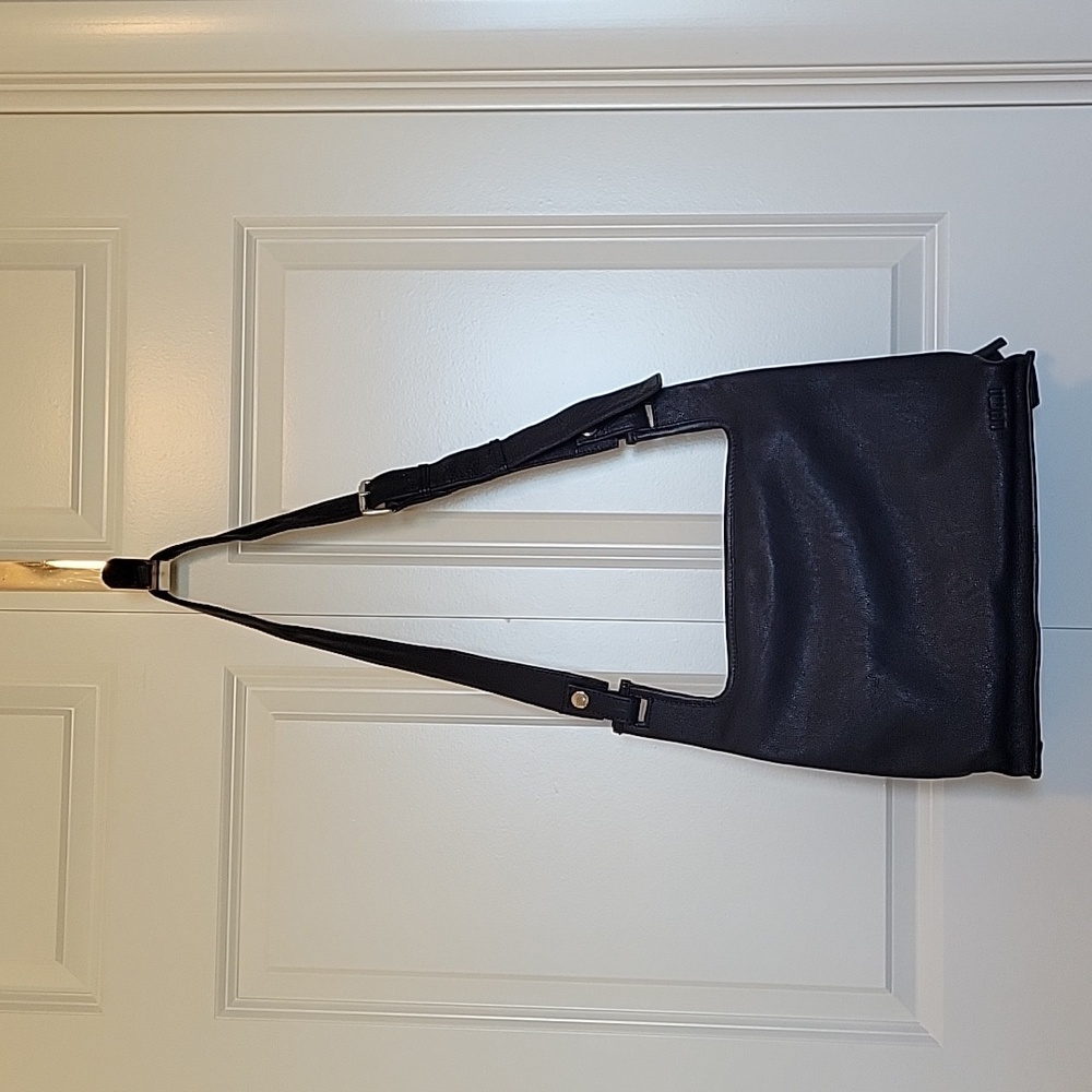Lumi Accessories Medium Supermarket Bag in Navy Blue